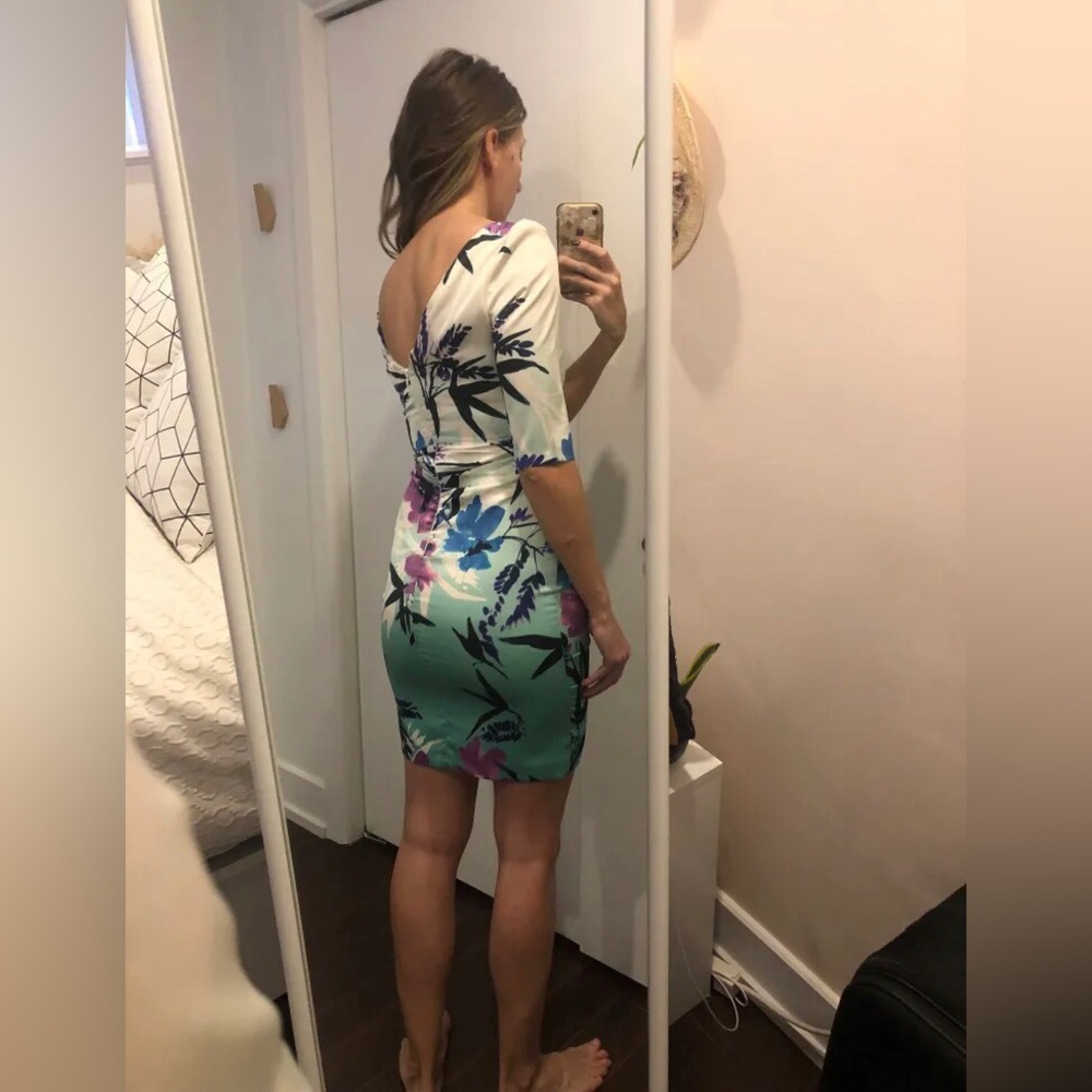 NWOT Le Château satin dress - Picture 2 of 6
